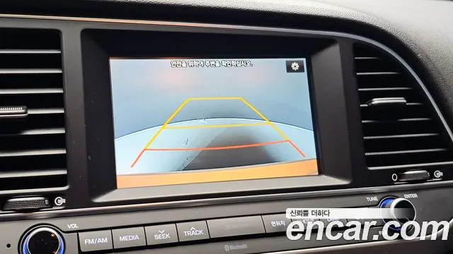 Hyundai Avante — фото 15