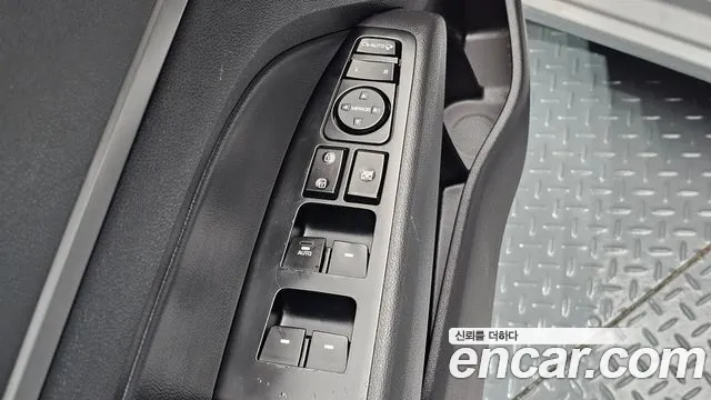 Hyundai Avante — фото 17