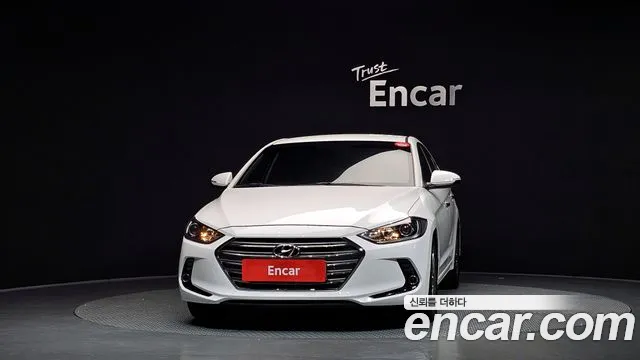Hyundai Avante — фото 3