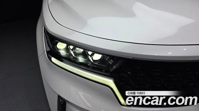 Kia Sorento — фото 22