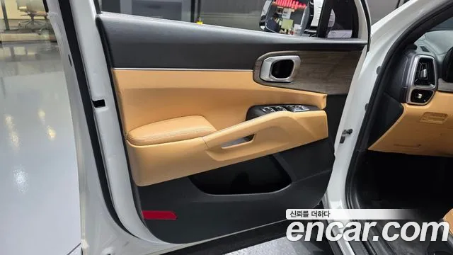 Kia Sorento — фото 24