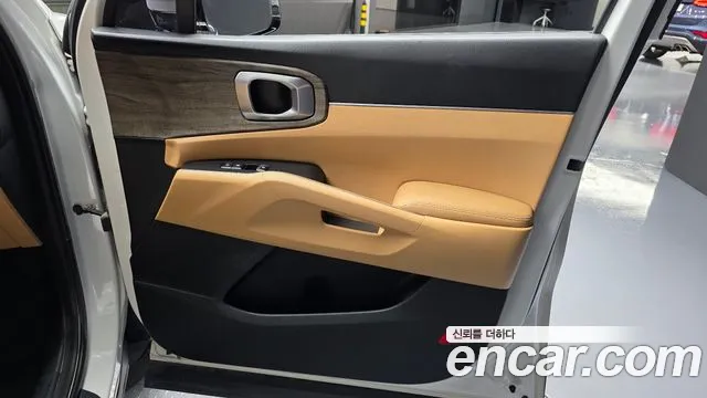 Kia Sorento — фото 25
