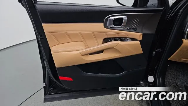 Kia Sorento — фото 24