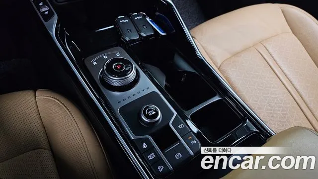 Kia Sorento — фото 8
