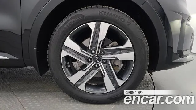 Kia Sorento — фото 21