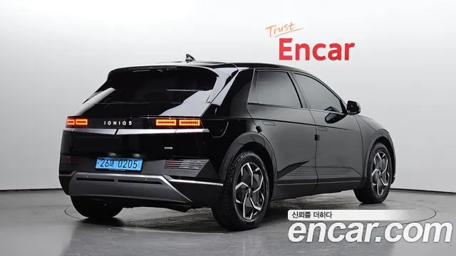 Hyundai Ioniq 5 — фото 2
