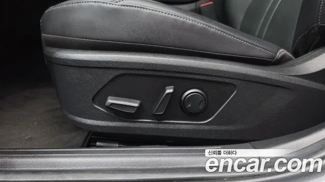 Hyundai Sonata — фото 27