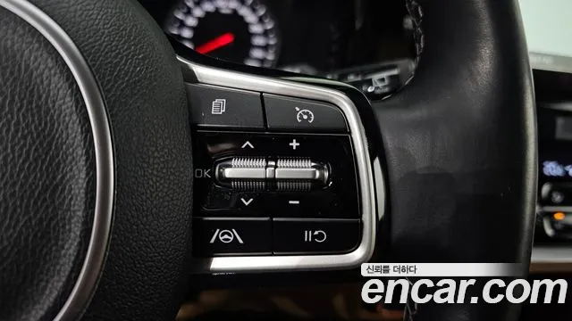 Kia Sorento — фото 18