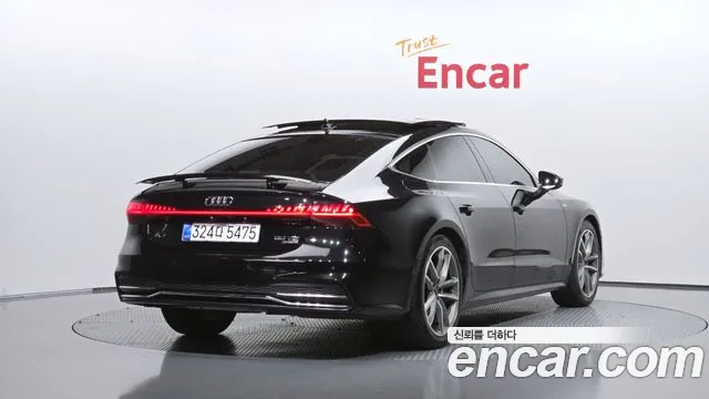 Audi A7 — фото 2