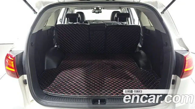 Kia Sorento — фото 17