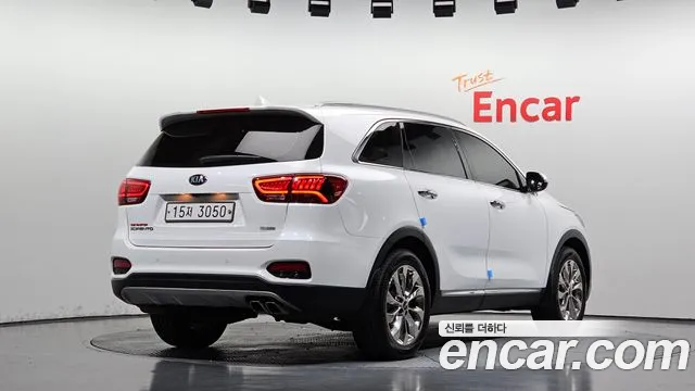 Kia Sorento — фото 2
