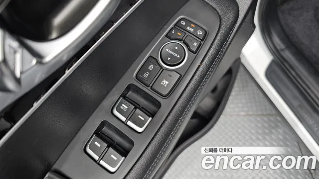 Kia Sorento — фото 27