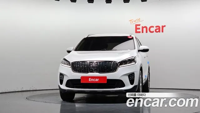 Kia Sorento — фото 3
