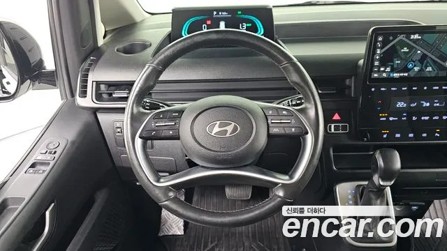 Hyundai Staria — фото 13