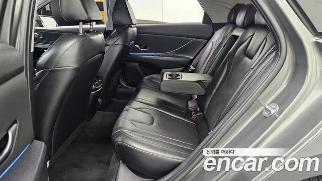 Hyundai Avante — фото 12