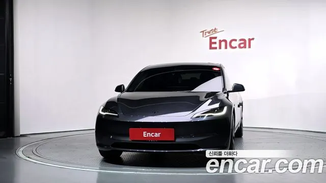 Tesla Model 3 — фото 3