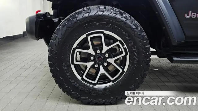 Jeep Wrangler — фото 4