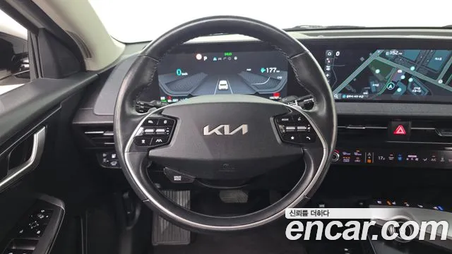 Kia EV6 — фото 14
