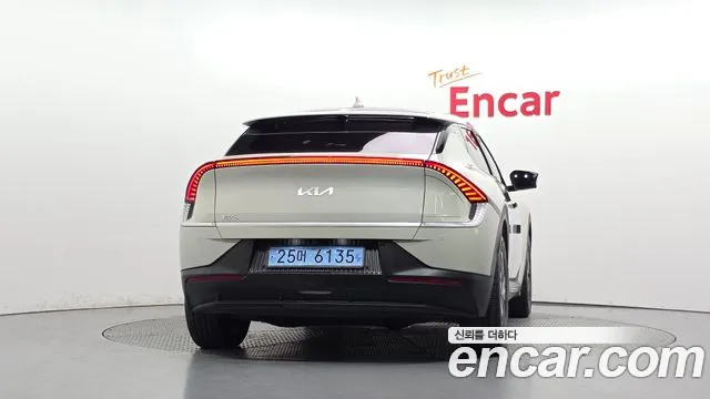 Kia EV6 — фото 4