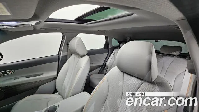 Hyundai Nexo — фото 18