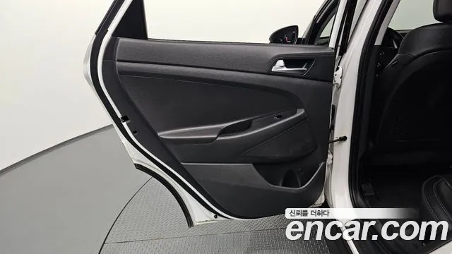 Hyundai Tucson — фото 25