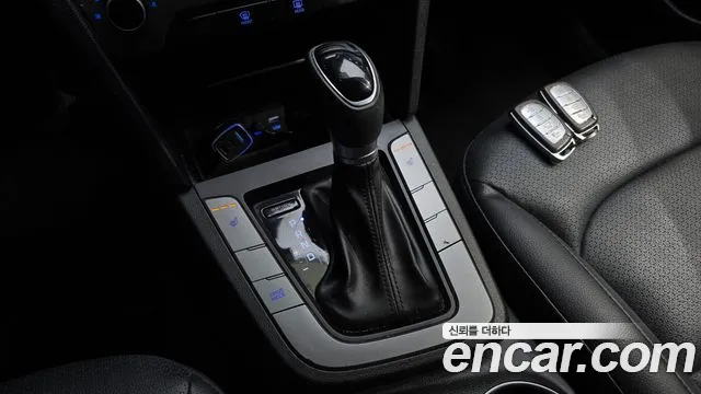 Hyundai Avante — фото 9