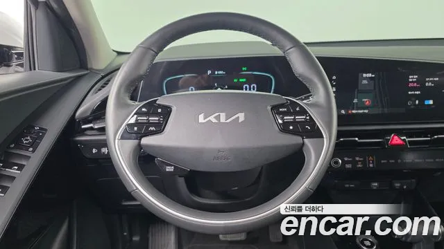 Kia Niro — фото 14