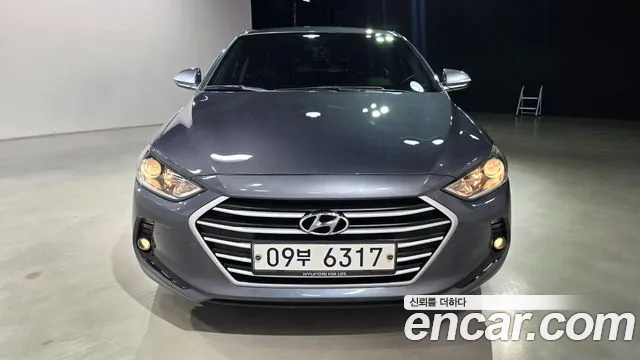 Hyundai Avante — фото 3