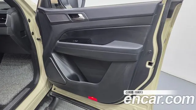 KG_Mobility_Ssangyong Rexton — фото 24