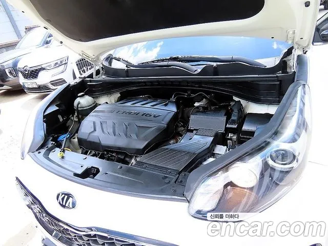 Kia Sportage — фото 17