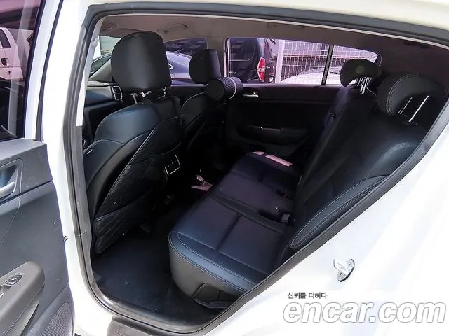 Kia Sportage — фото 20