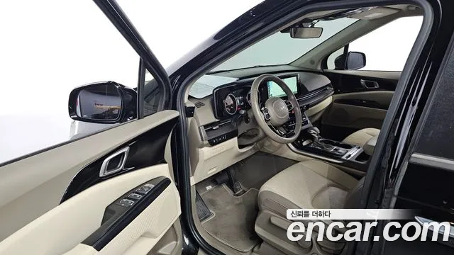 Kia Carnival — фото 11
