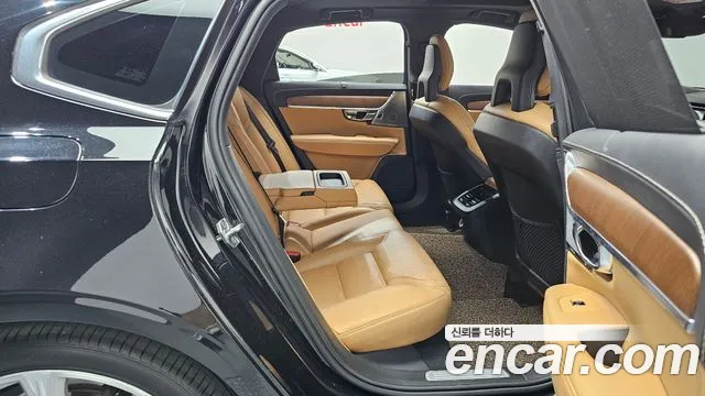 Volvo S90 — фото 12