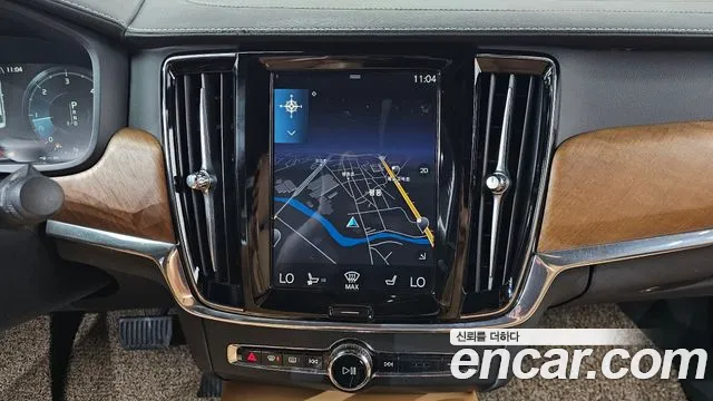 Volvo S90 — фото 14