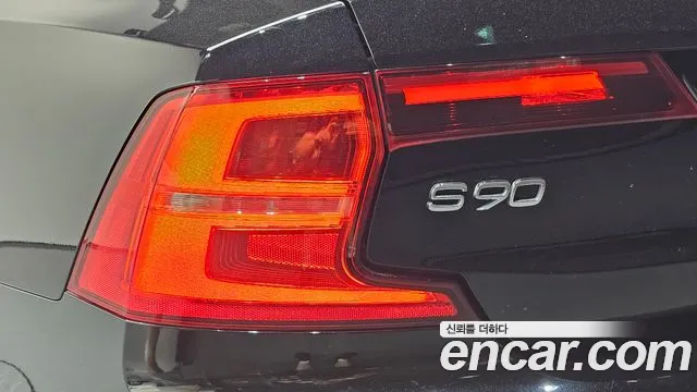 Volvo S90 — фото 23