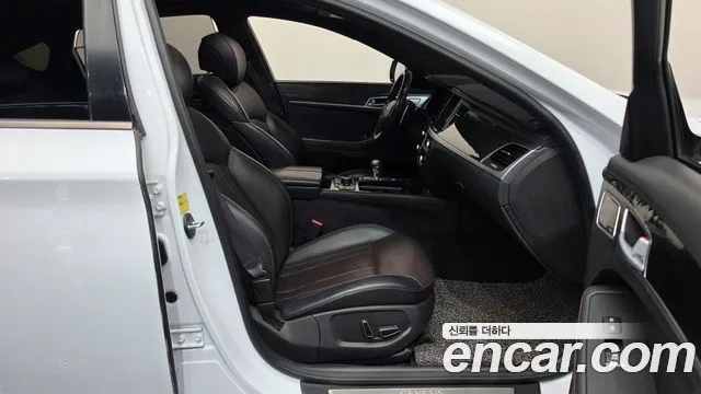 Genesis G80 — фото 11