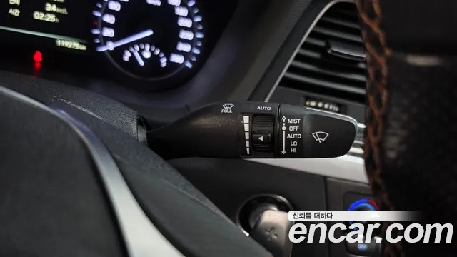 Genesis G80 — фото 36