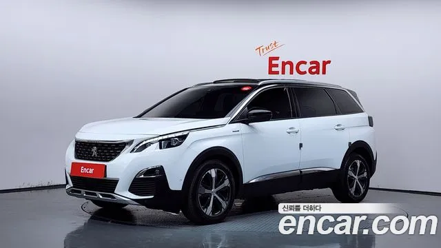 Peugeot 5008 — фото 1