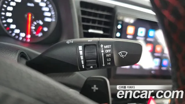 Hyundai Avante — фото 27