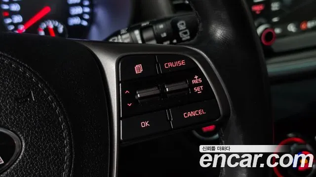 Kia Sorento — фото 14