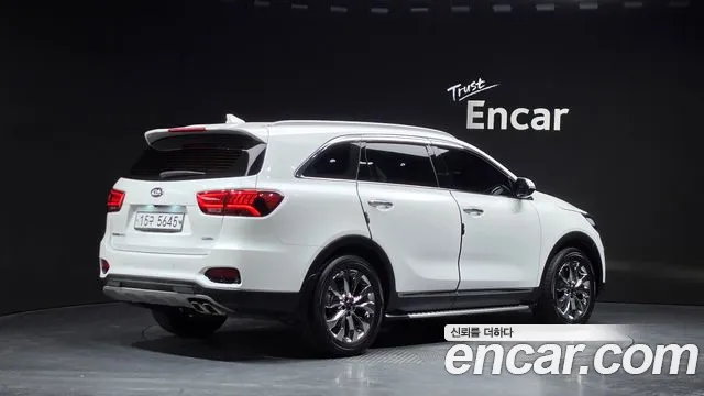 Kia Sorento — фото 2