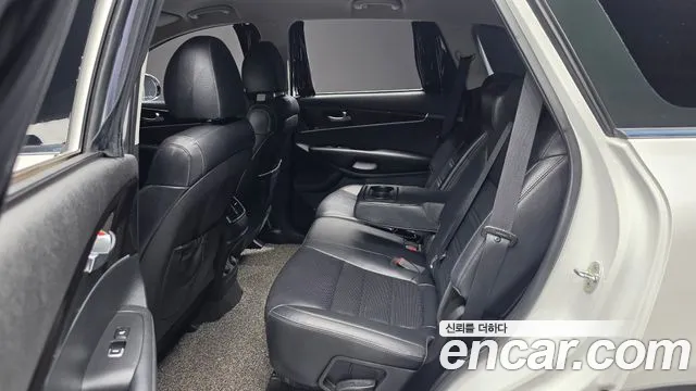 Kia Sorento — фото 26