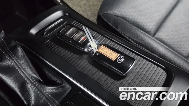 Kia Sorento — фото 31