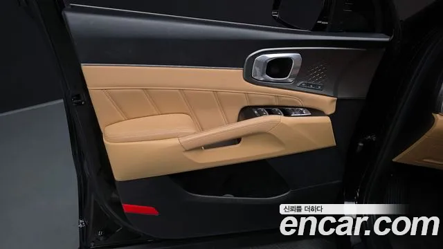 Kia Sorento — фото 24