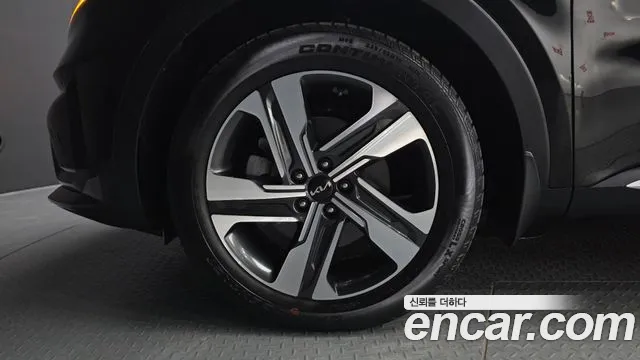 Kia Sorento — фото 5