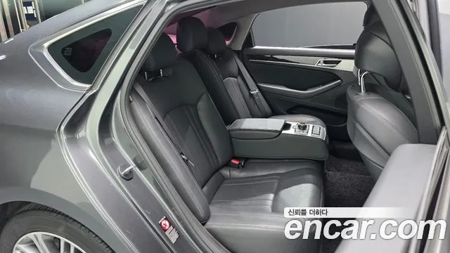Genesis G80 — фото 10