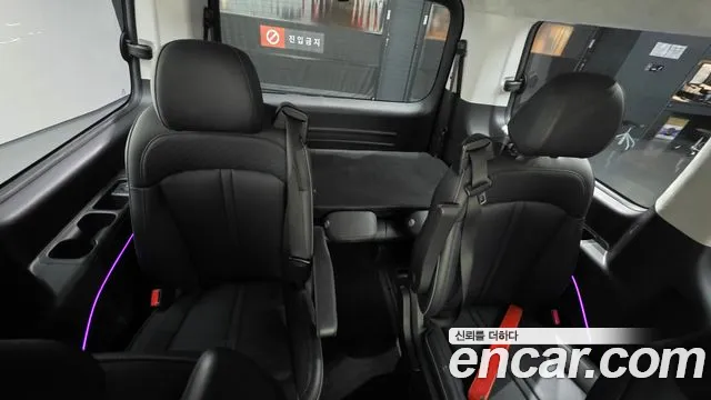 Hyundai Staria — фото 12