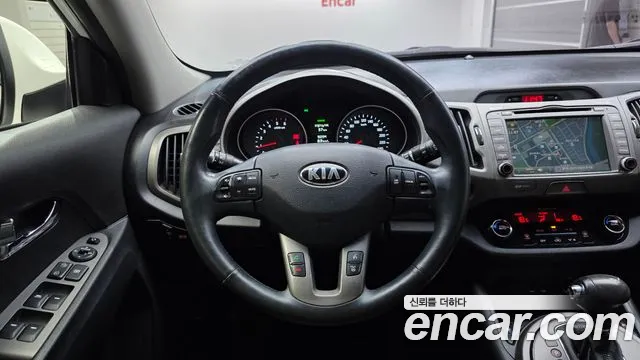 Kia Sportage — фото 15
