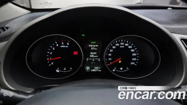 Kia Sportage — фото 8