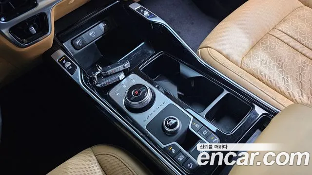 Kia Sorento — фото 9